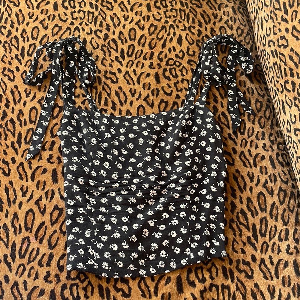 REFORMATION ELLORA TOP SIZE 6